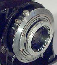 Photo of Apotar lens in Compur-Rapid shutter