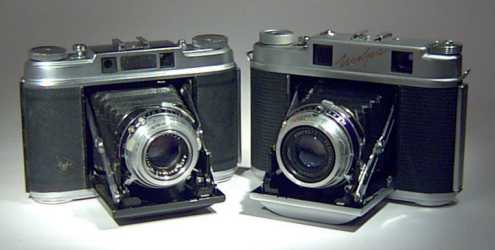 Agfa Super Isolette and Iskra side by side